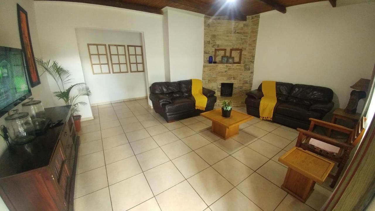 Four Seasons Self-Catering Guest House Graskop Eksteriør billede