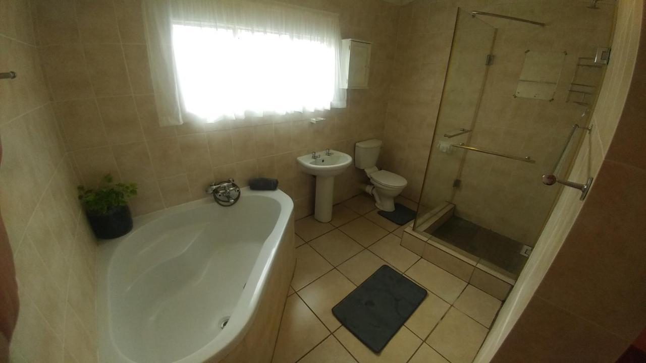 Four Seasons Self-Catering Guest House Graskop Eksteriør billede